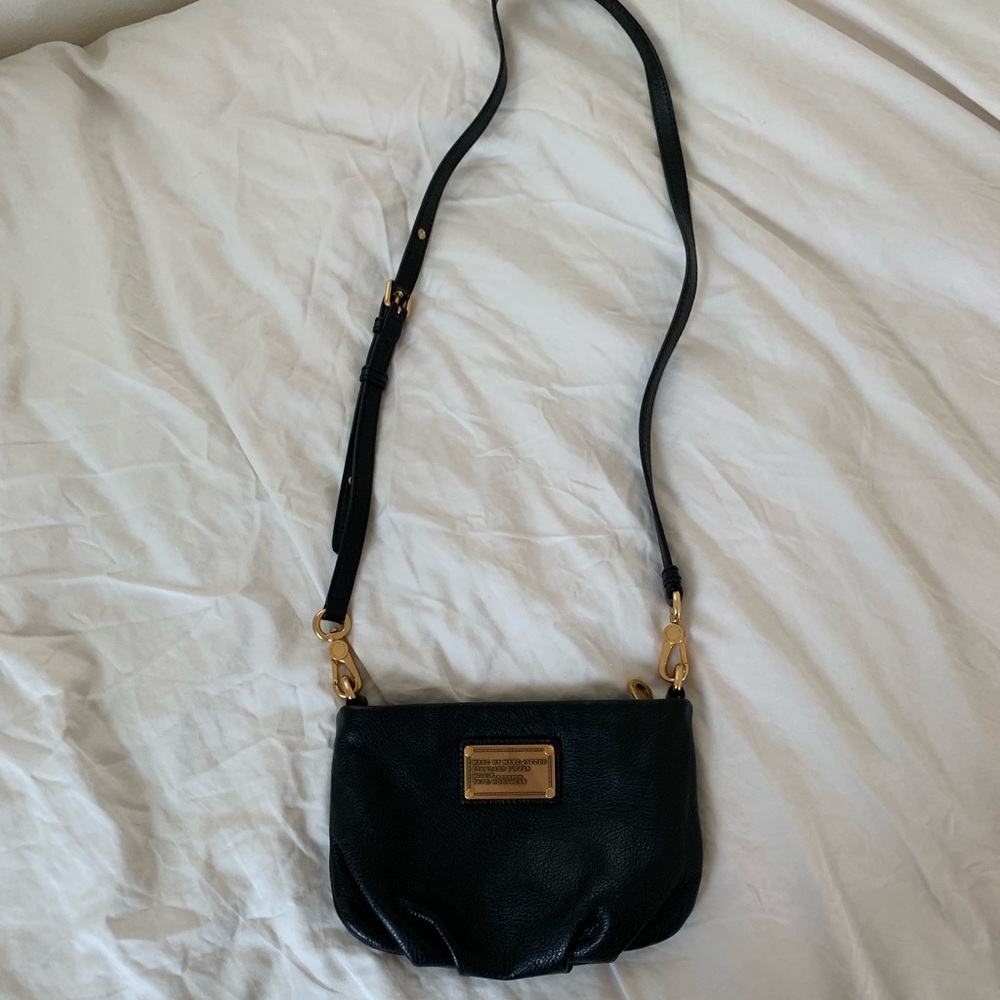 Marc by Marc Jacobs New Q Percy Leather Cross Body